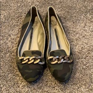 Camo flats